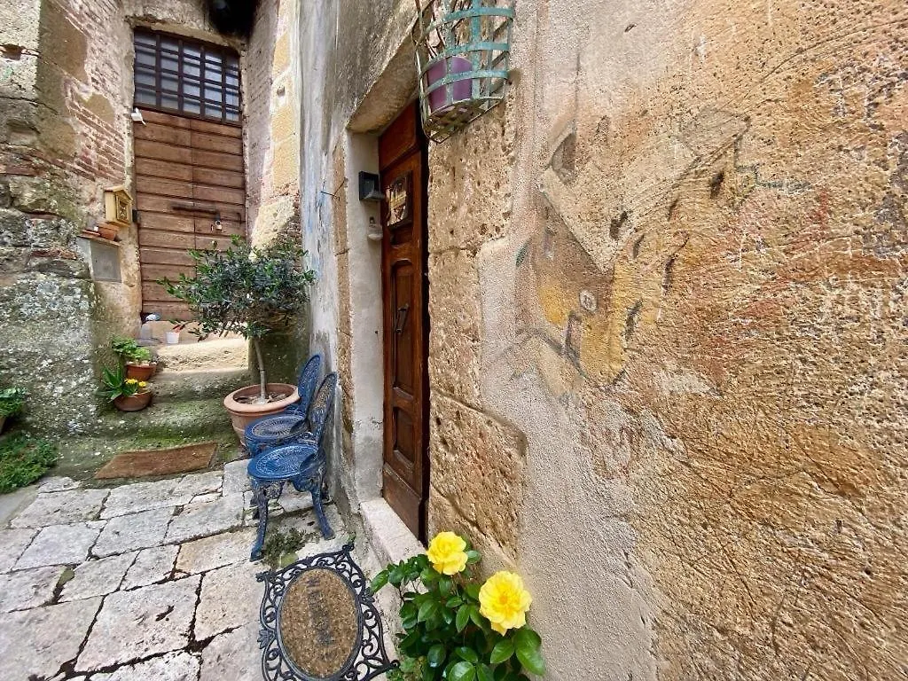 Casa Marghera House Winery Bikes Pitigliano Italy